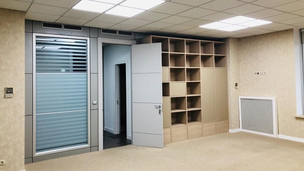 Офисное помещение 223 кв.м. в бизнес-центре Чайка Плаза 6